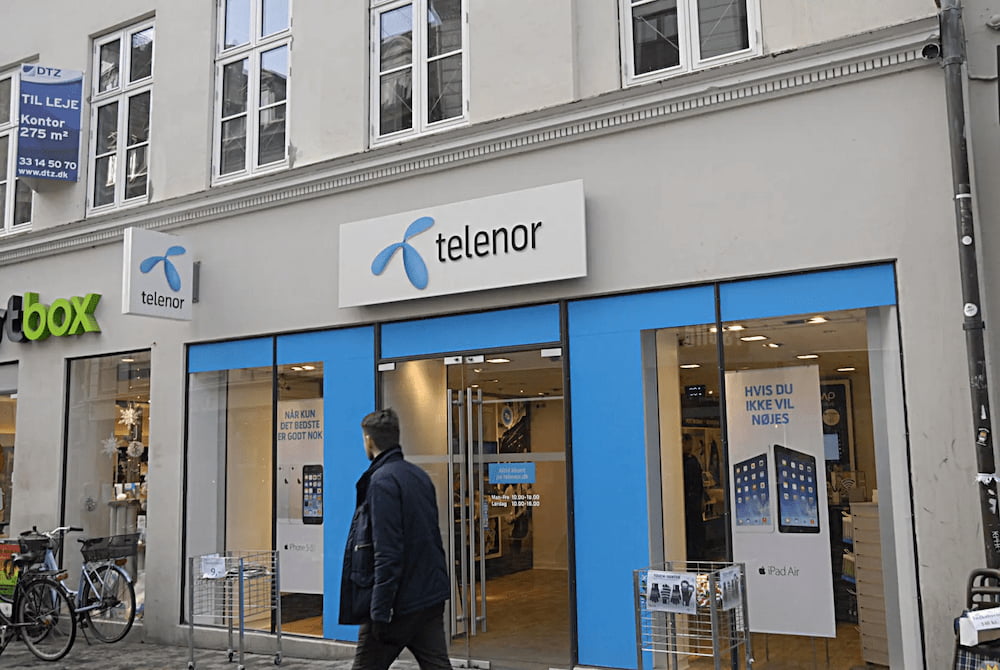 Getting Telenor SIM Card at Store